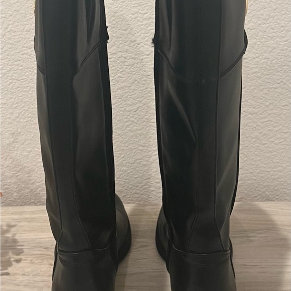 Tommy Hilfiger Black Knee-High Riding Boots Gold Logo | Size 8.5 - Picture 5 of 8